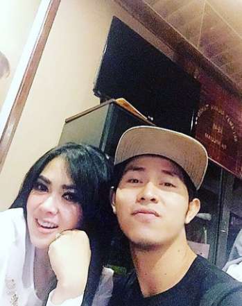Cakra Khan Ungkap Hubungan dengan Syahrini