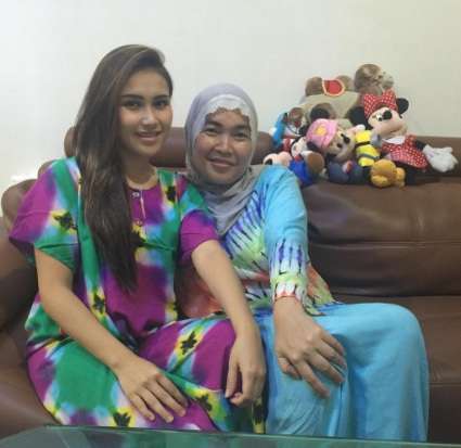 Ibunda Beberkan Isu Tagihan Utang di Sosmed Ayu Ting Ting
