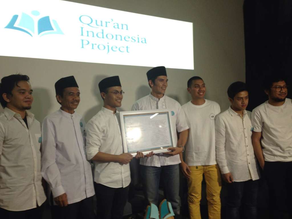 Selebritis Ramai-ramai Rekam Bacaan Al Quran