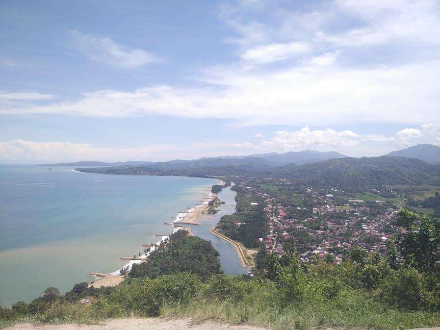 Indahnya Pesisir Selatan Bukit Langkisau