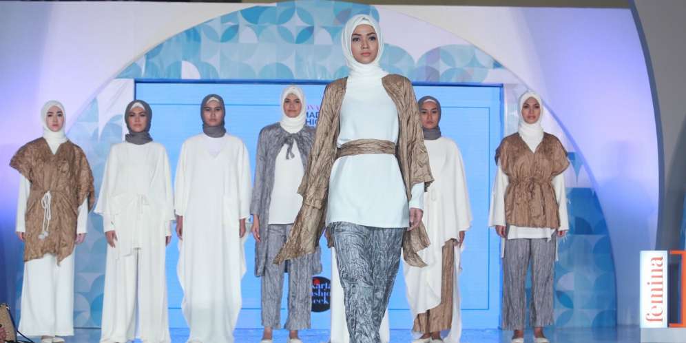 Tampilan Koleksi Workwear Klasik Restu Anggraini