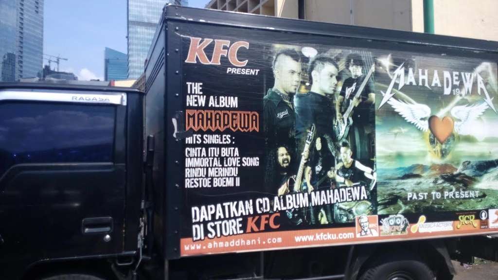 Polisi Amankan Mobil Ahmad Dhani