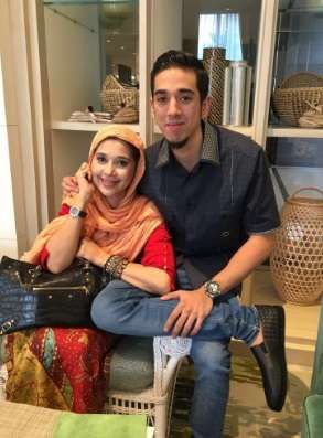 Menu Spesial Berbuka Puasa Keluarga Ayu Azhari