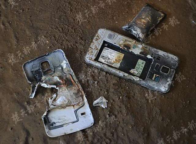 Panas di Saku Celana, Ternyata Ponsel Rp8 Juta Mau Meledak