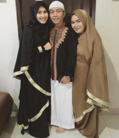 Ayu Ting Ting, Abdul Rozak dan Umi Kulsum