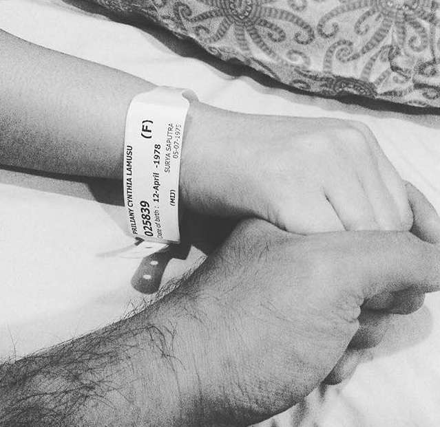 Hamil Setelah 8 Tahun, Istri Surya Saputra Bikin Haru Netizen