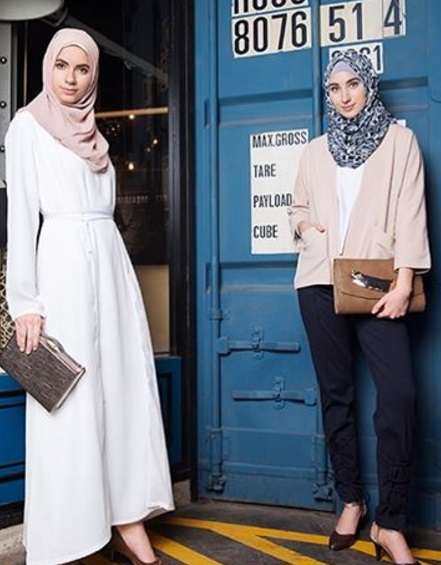 Pilihan Busana Ikon Desainer Hijab untuk Ramadan