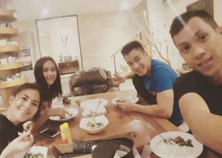 Aura Kasih Santap Sahur di Rumah Baim, Netizen Doakan Menikah