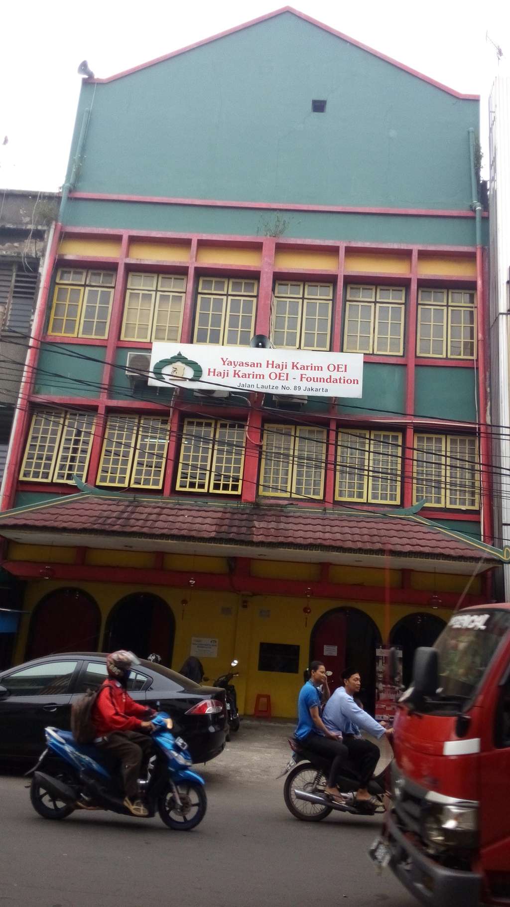 Masjid Lautze, Oase di Tengah Geliat Bisnis Ibukota