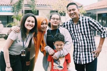 Aaliyah dan Angelina Sondakh