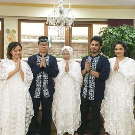 Marshanda dan Keluarga
