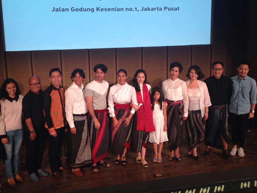 Pemeran teater