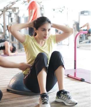 Sandra Dewi Sandra Dewi
