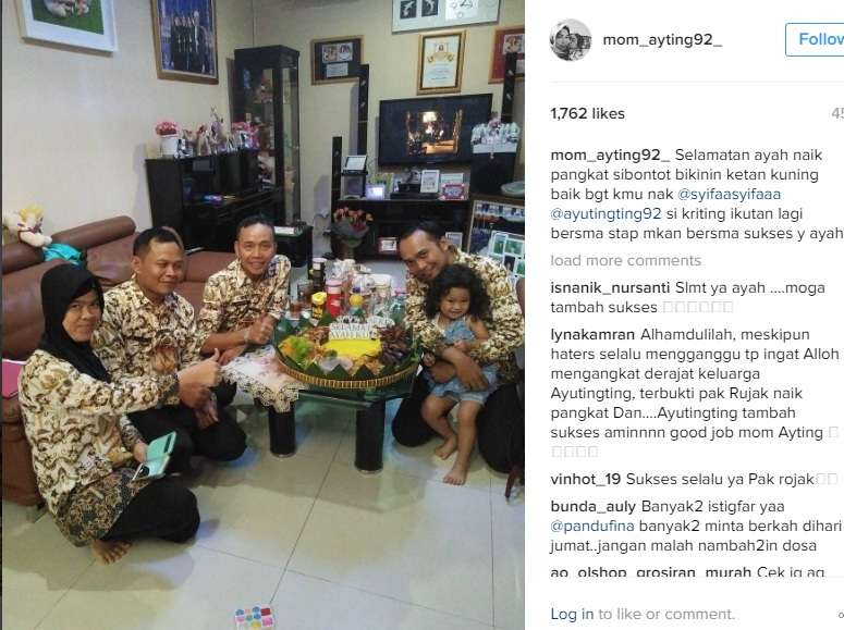 Unggahan Ibu Ayu Ting Ting