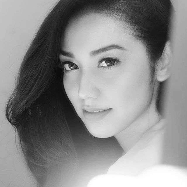instagram.com/vaelovexia