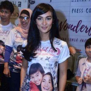 Atiqah Hasholan