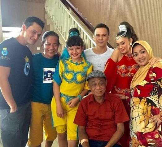 Eko Dj dan pemain sinetron Jinny oh Jinny