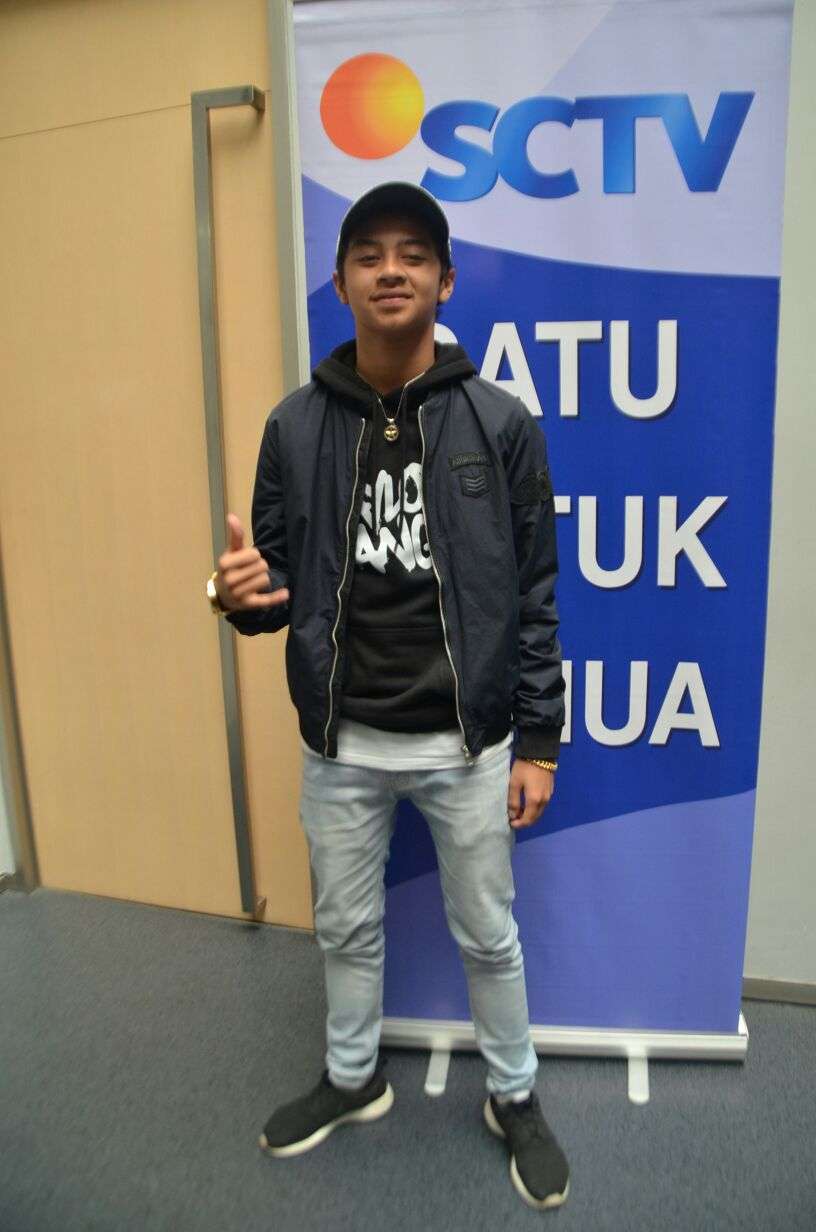 Bastian Steel
