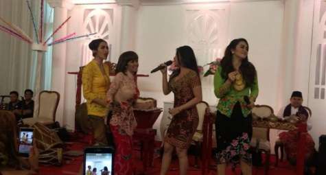 Jessica Iskandar, Julia Perrez, Dewi Perssik dan Vega