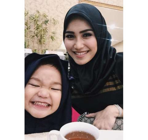 Bilqis dan Ayu Ting Ting