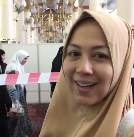 Istri Denny Cagur Istri Denny Cagur