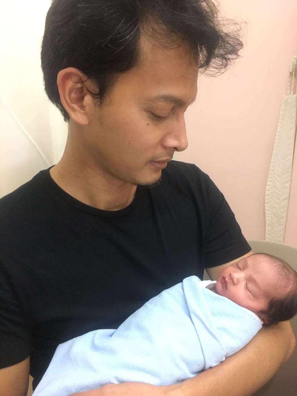 Fedi Nuril dan Buah Hati Fedi Nuril dan Buah Hati