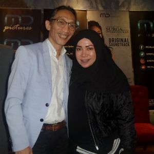 Antoe Hoed dan Melly Goeslow