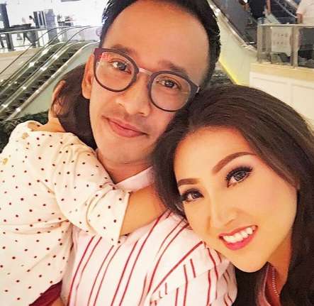 Ruben Onsu dan Sarwendah