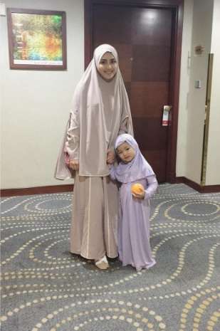 Ayu Ting Ting dan Buah Hati
