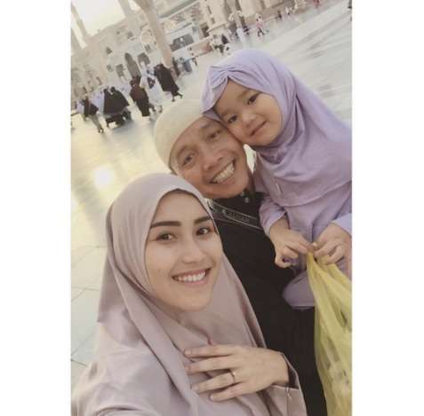 Keluarga Ayu Ting Ting