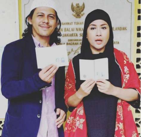 Ria irawan dan Suami