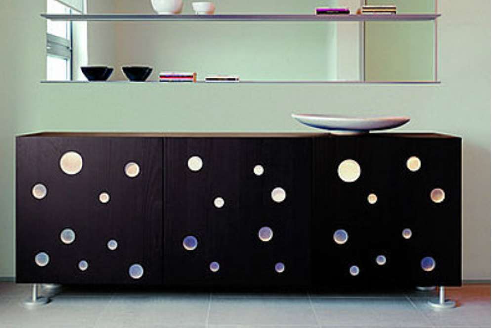 Lemari polkadot (Decorilla)