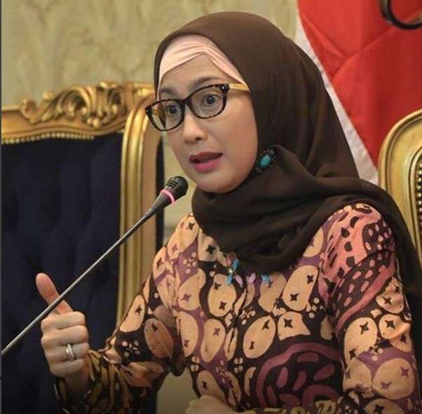 Desy Ratnasari