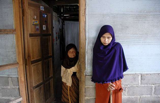 Wanita patung di Sragen Wanita patung di Sragen