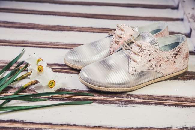 Tips dan Trik Jaga Sepatu dan Celana Tips dan Trik Jaga Sepatu dan Celana