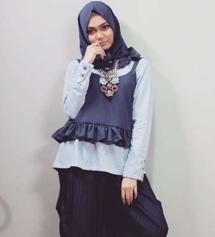 zaskia sungkar