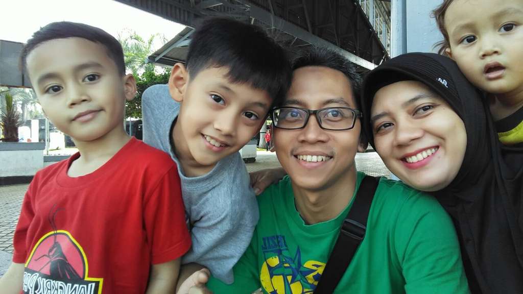 Keluarga Arif, Dian, Darell, Khosyi dan Audi