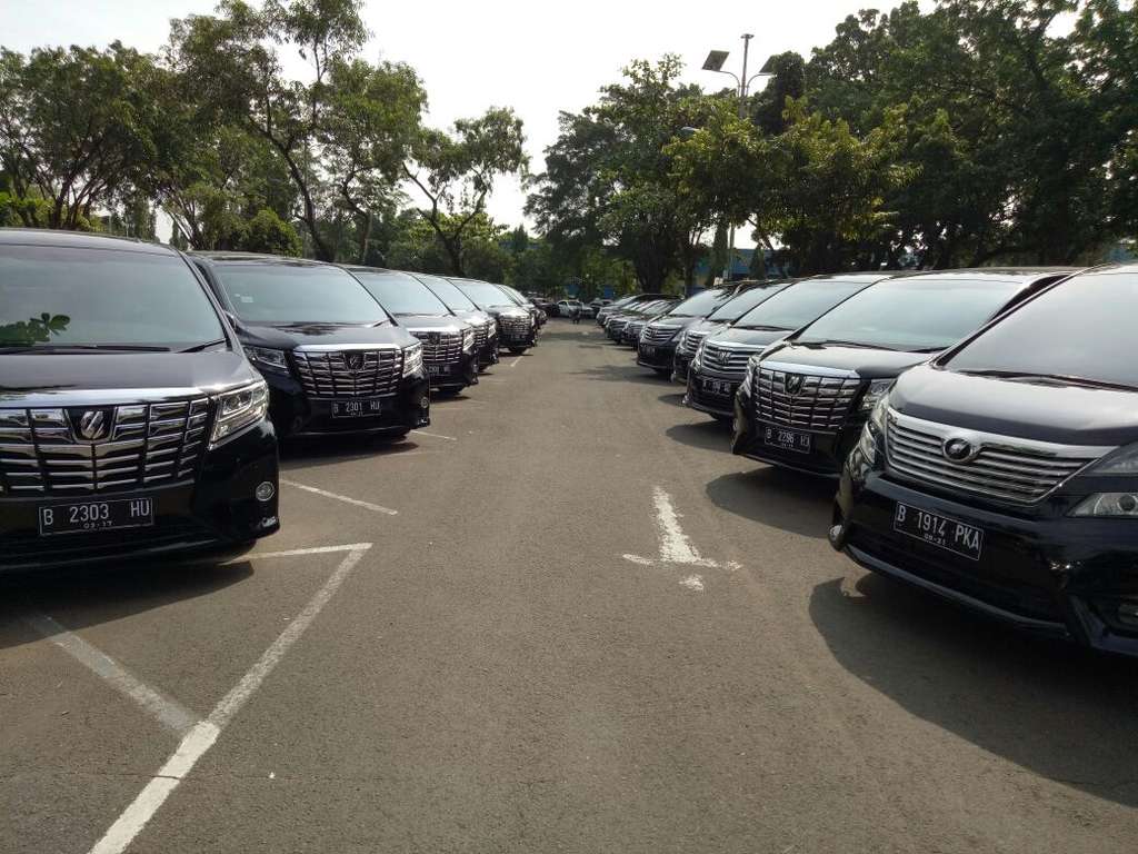 Mobil mewah untuk rombongan Raja Salman