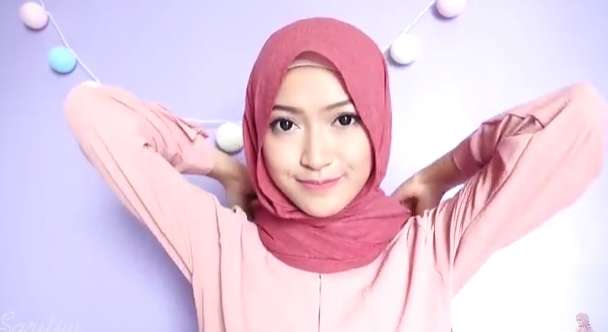 tutorial hijab Sari