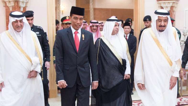 Jokowi disambut Raja Salman di Arab Saudi
