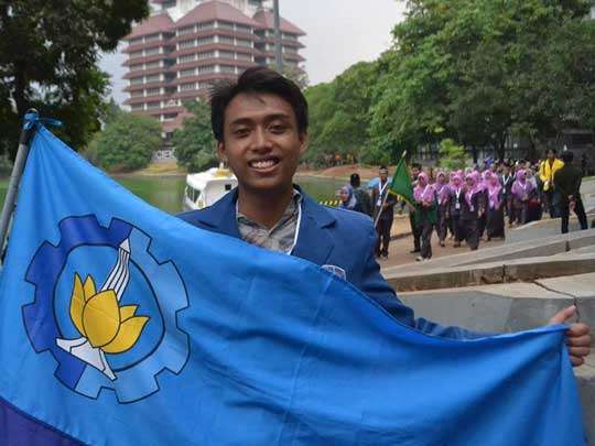 Rizki Mendung ITS