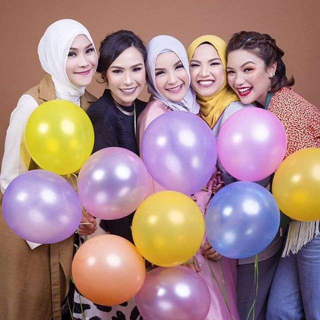 5 Sisters ZAM Cosmetics