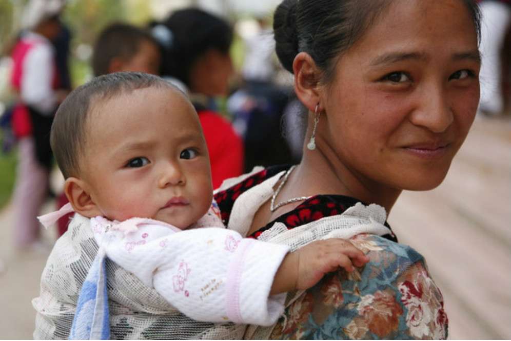 Ritual menyambut bayi di Tibet