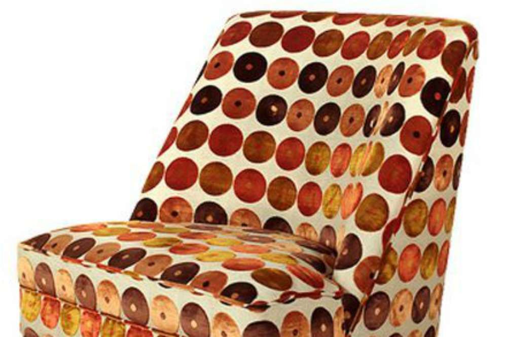 Tipe kursi club chair