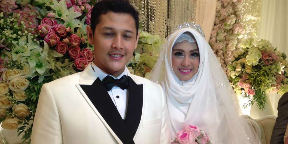 Shindy Kurnia Putri, Adik Oki Setiana Dewi
