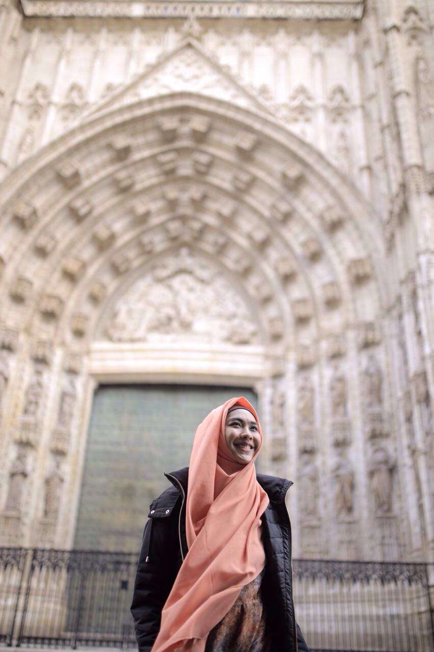 Oki Setiana Dewi