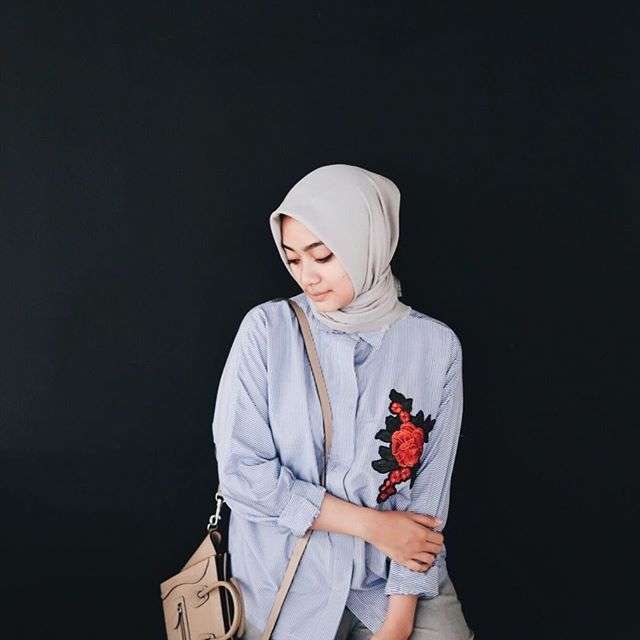 Ayudia Bing Slamet