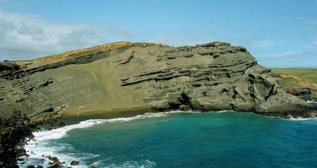 pantai warna warni