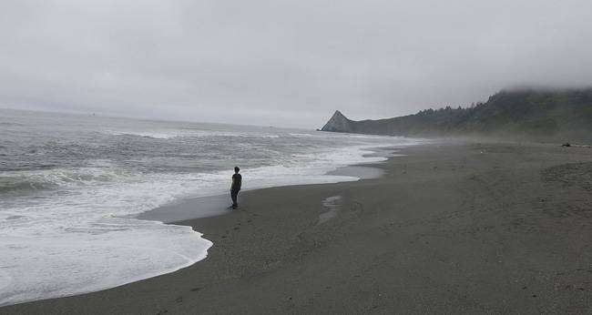 pantai warna warni