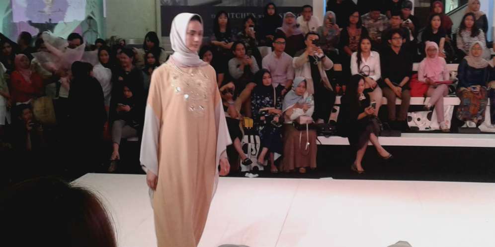 Koleksi Anniesa Hasibuan